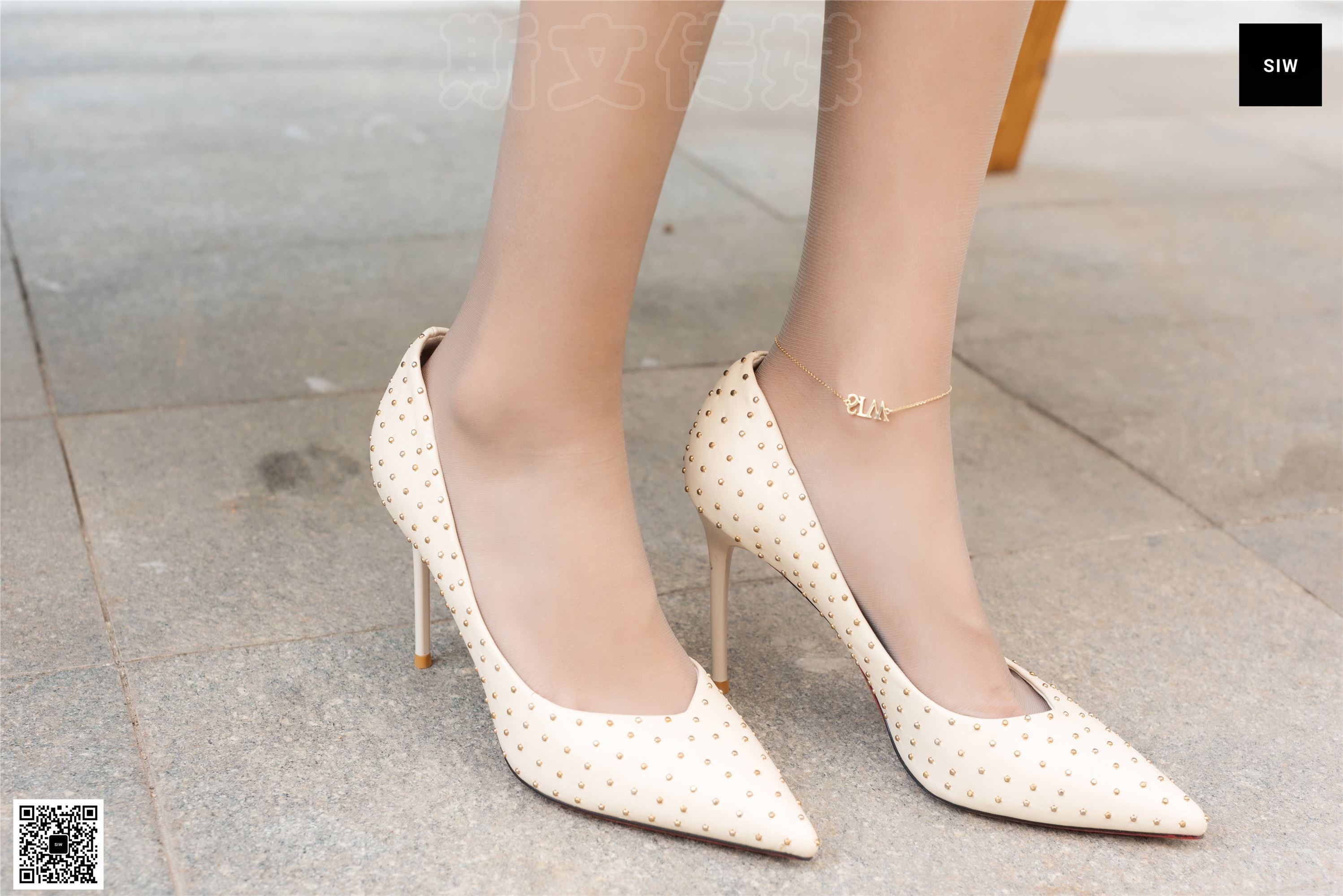 SIW斯文传媒 065 黑丝飘带灰格子优雅淑女连衣裙 - 蓉儿